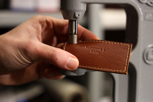Pourquoi choisir une petite maroquinerie artisanale à Lyon ?