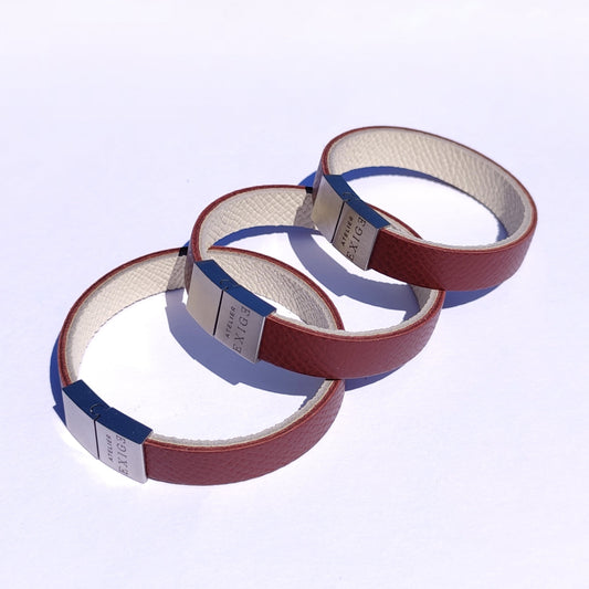 Bracelet en cuir artisanal : élégance, durabilité et savoir-faire français